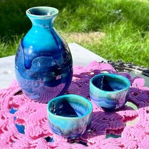 Japanese Traditional Mino Ware Saki Set, Kotobuki Saki Bottle & 2 Cups, Like New